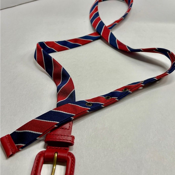 Brooks Brothers Accessories - Vintage Brooks Brothers Red & Navy Stripe Leather Trim Large